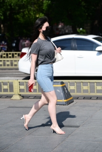 【精选街拍】Vol.3460 五分牛仔短裤 [50P-1.08GB]