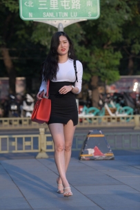 【精选街拍】Vol.3298 黑色紧身包臀裙凉高美脚 [168P-4.28GB]